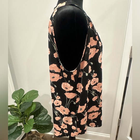 Lemon Tart XXL Floral Halter Blouse Plus Size Tassel Tie Front Black Pink - Picture 5 of 9